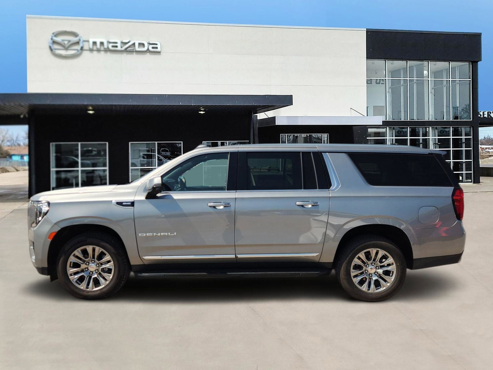 2023 GMC Yukon XL — rear three-quarter view