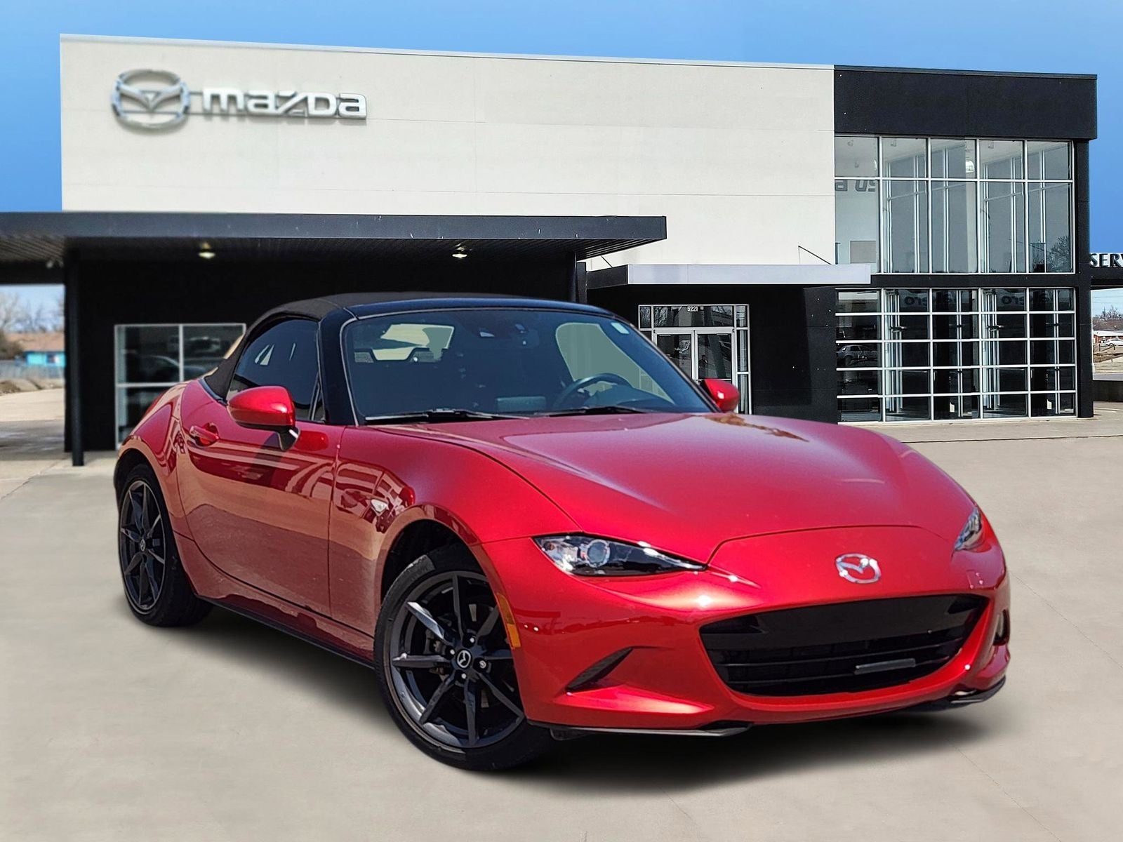 2016 Mazda Mazda Miata Grand Touring in Soul Red Metallic — front three-quarter view