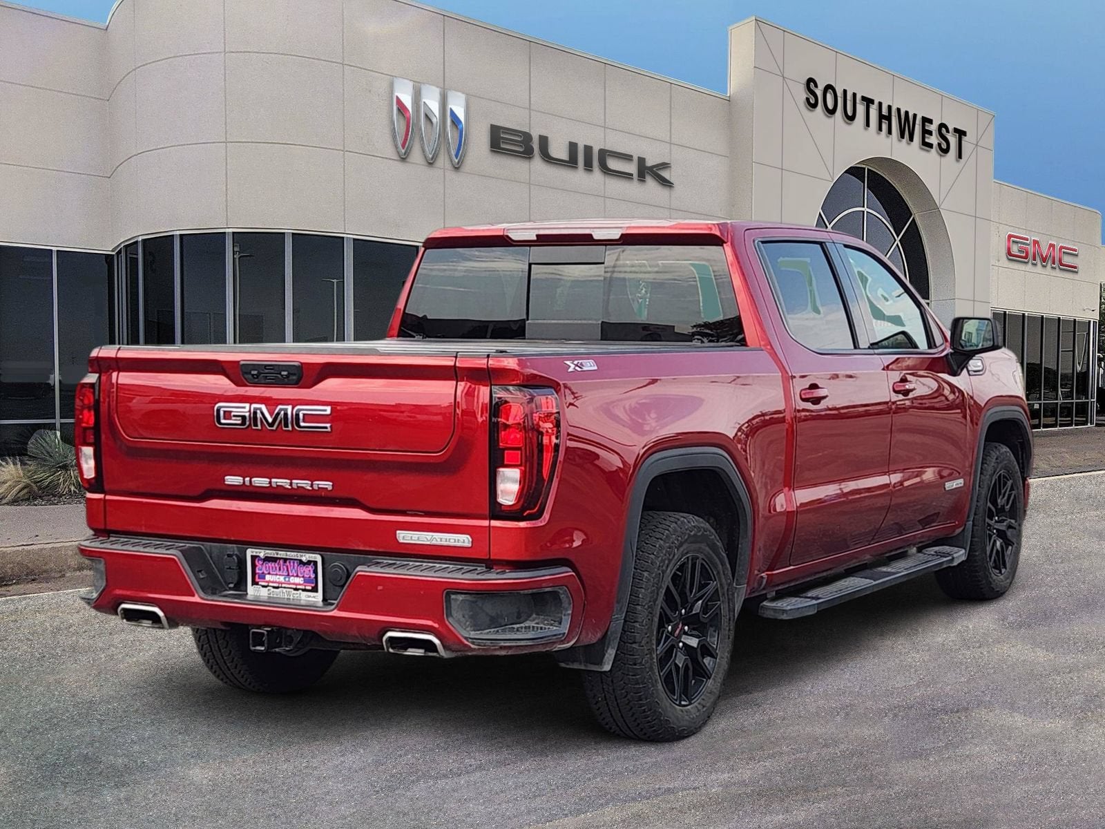 2024 GMC Sierra 1500 — detail view